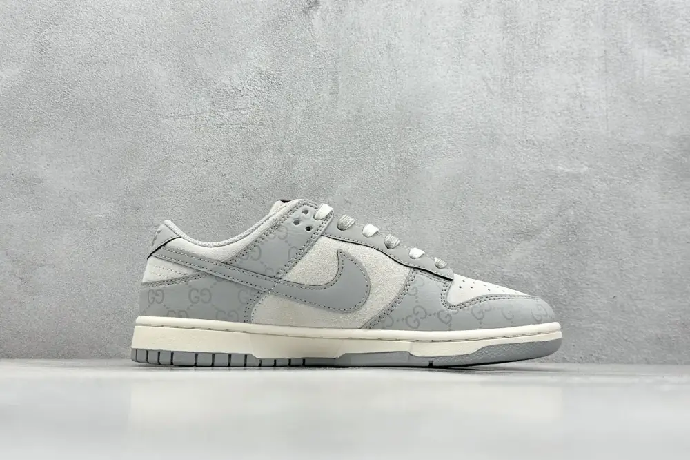 UrbanChic Nike SB Dunk Low Gucci Grey Swoosh – Nikes 1643 