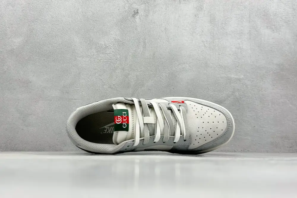 UrbanChic Nike SB Dunk Low Gucci Grey Swoosh – Nikes 1643 