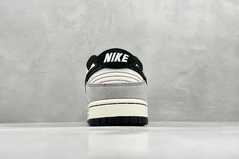 Nike SB Dunk Low KAWS Grey White Black Nike ZipUp 1630 