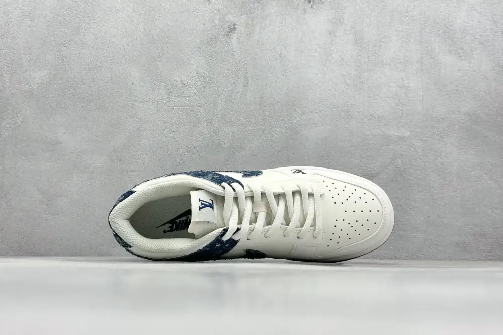 AllSeason Nike SB Dunk Low LV Denim White Blue – Nikes 1644  FECF84