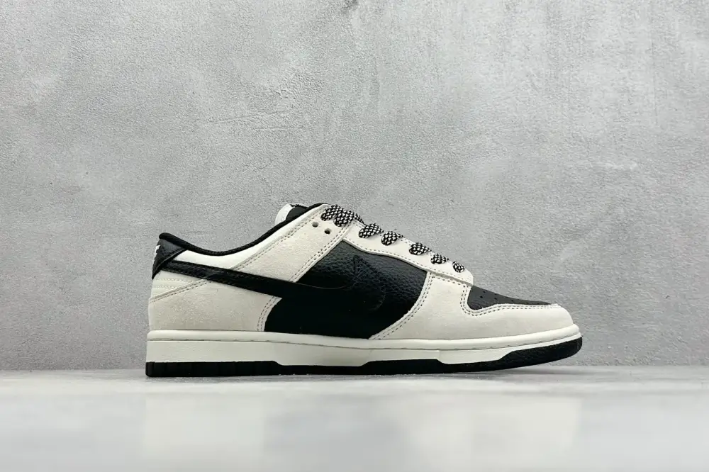 UrbanChic Nike SB Dunk Low Lightning White Black – Nikes 1649 