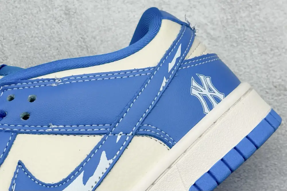 Lightweight Nike SB Dunk Low MLB Blue White Low – Nikes & Fake Nike 1554 