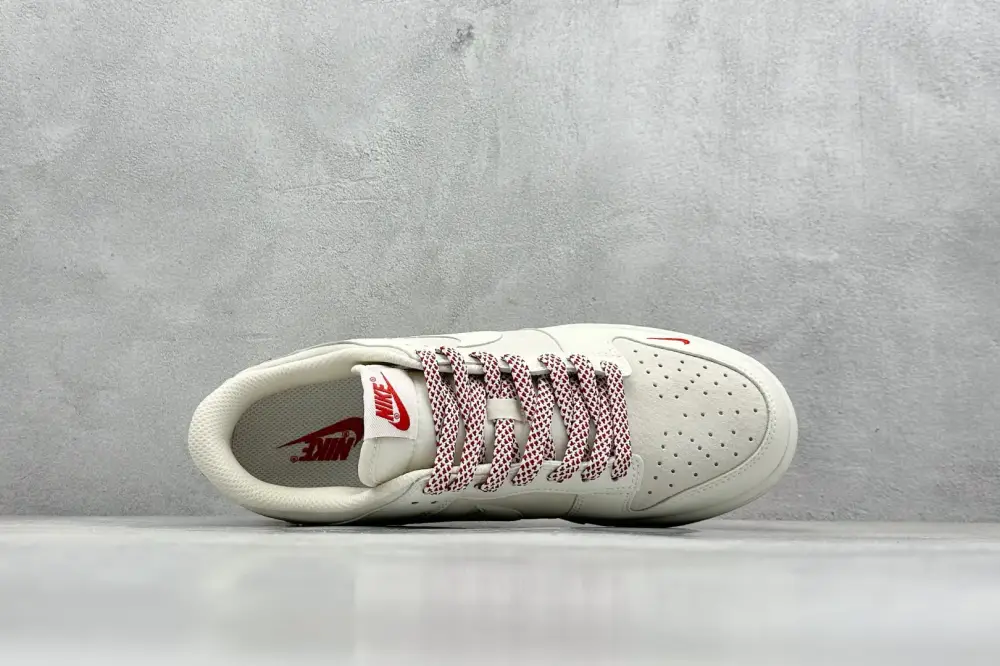 Nike SB Dunk Low New Year Red – Nikes & Fake Nike Contemporary 1566 