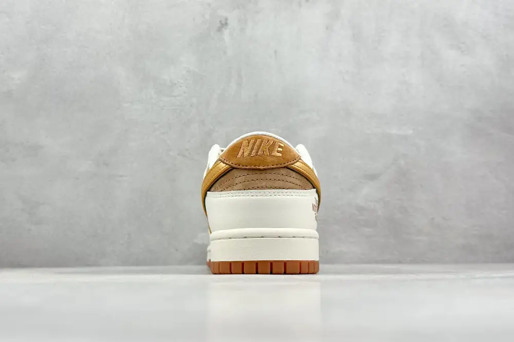 Contemporary Nike SB Dunk Low North Face Beige Brown – Nikes 1651 