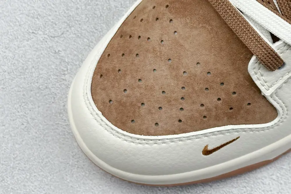 Contemporary Nike SB Dunk Low North Face Beige Brown – Nikes 1651 