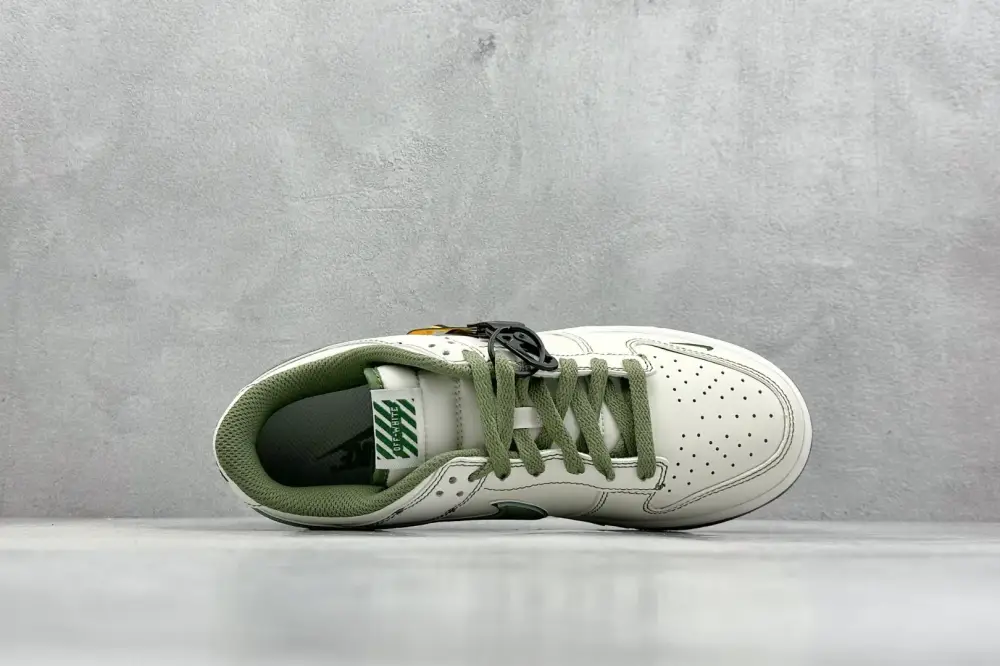 Soft Nike SB Dunk Low Off-White Light Grey Green 1637 