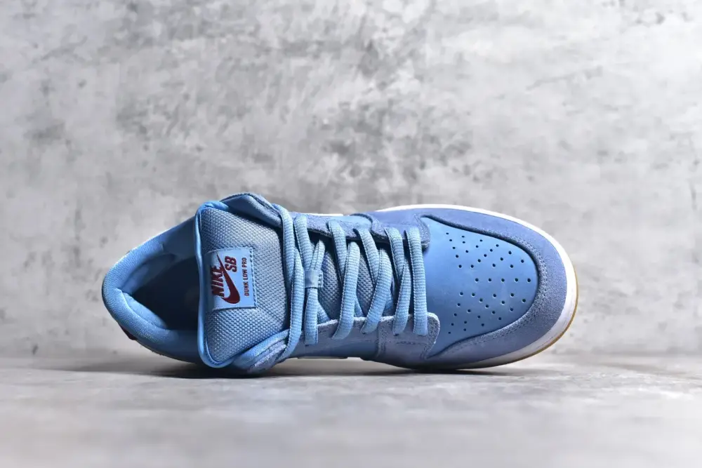 Nike SB Dunk Low Philadelphia Bubblegum – Nikes & Collection Thermal 1599 