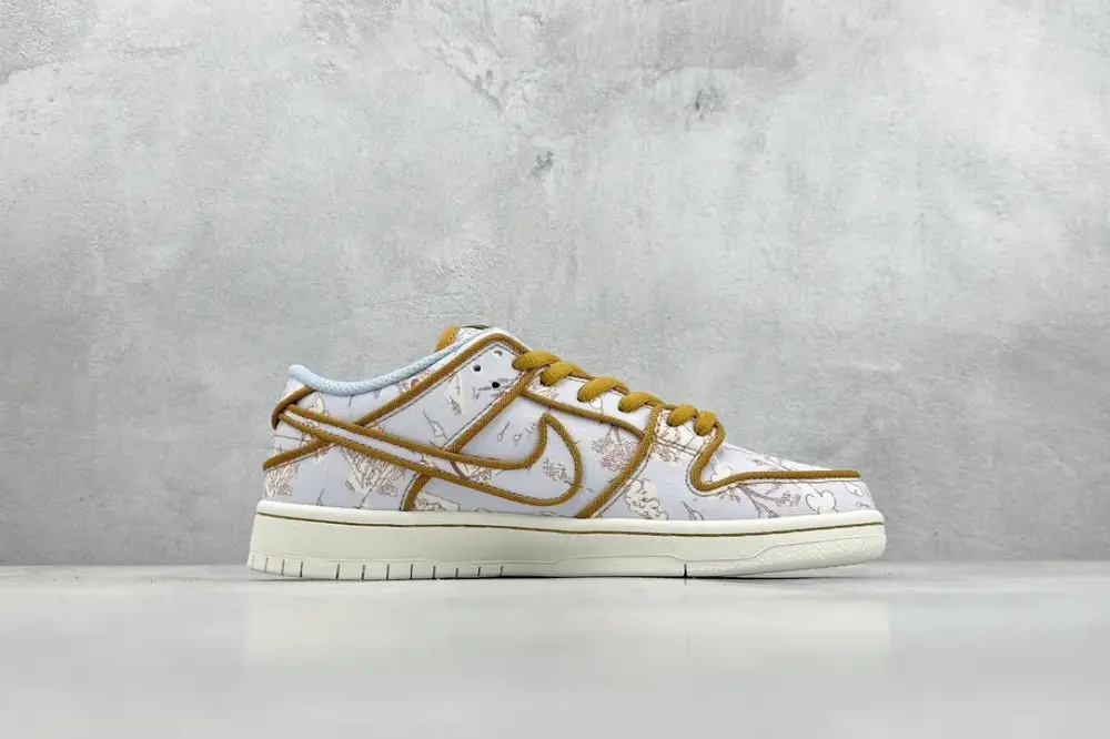 Nike SB Dunk Low Pastoral Print White – Nikes & Elegant 1580 