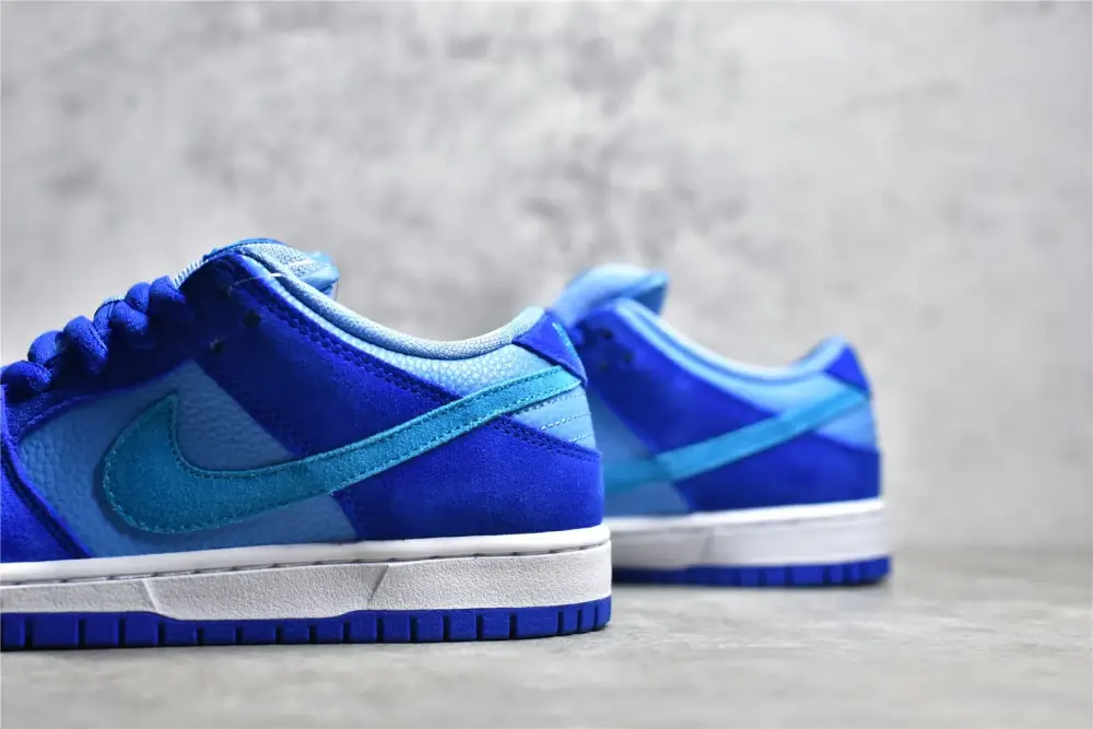 Nike SB Dunk Low Pro Blue Raspberry Blue – Nikes & Fake Nike TravelReady 1621 