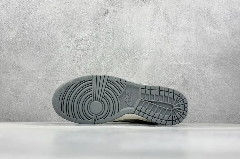 Nike SB Dunk Low Stussy Beige Grey Low – Nikes Stylish 1657 