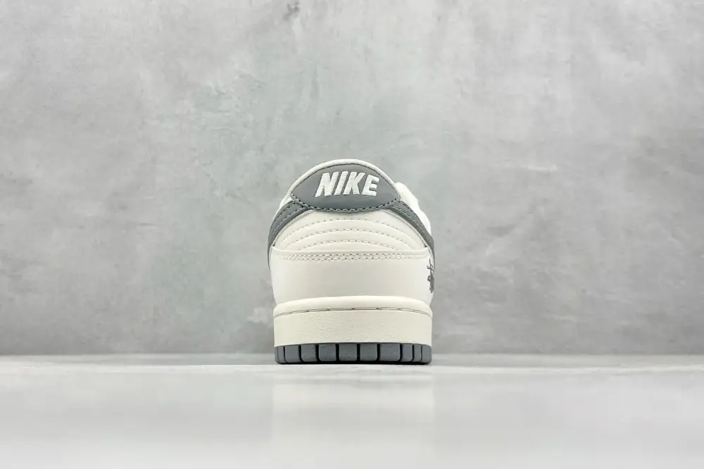 Nike SB Dunk Low Stussy Beige Grey Low – Nikes Stylish 1657 