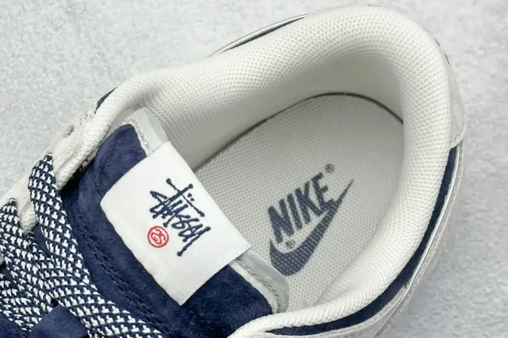 Nike SB Dunk Low Stussy Grey Blue Low – Nikes & Youthful 1572 