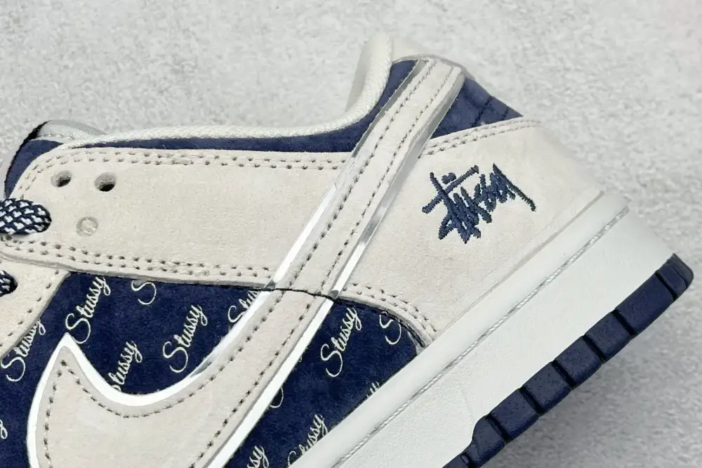 Nike SB Dunk Low Stussy Grey Blue Low – Nikes & Youthful 1572 