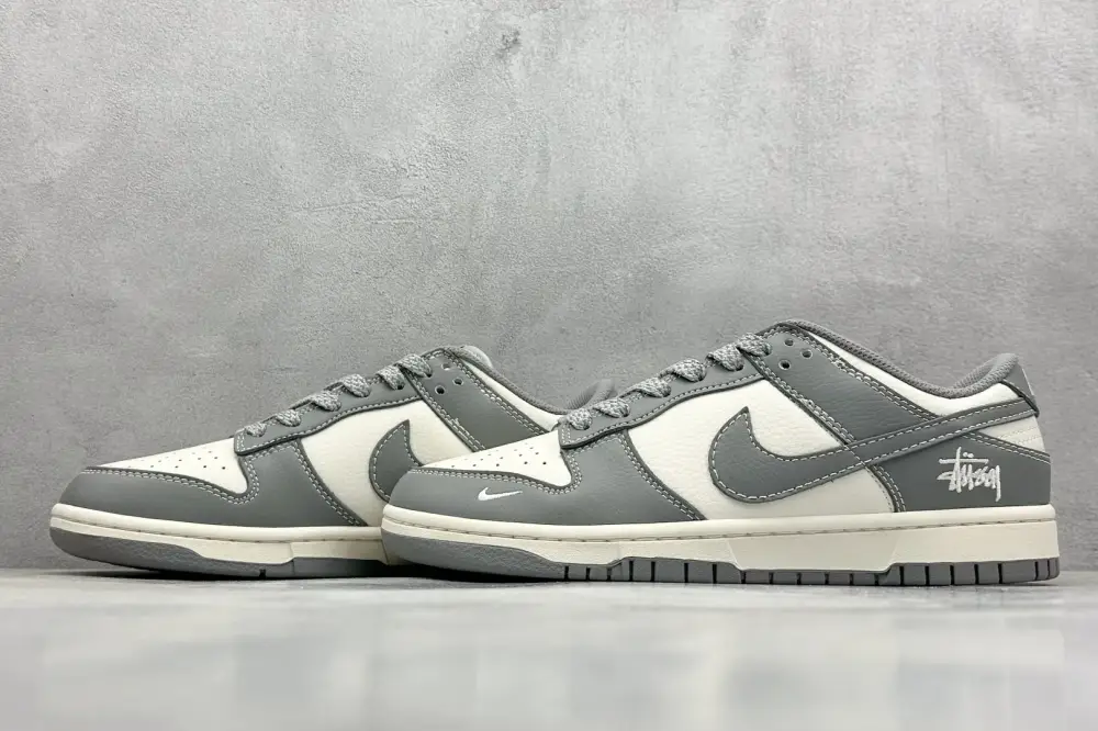 Supportive Nike SB Dunk Low Stussy Grey White Low – Nikes & Collection 1611 