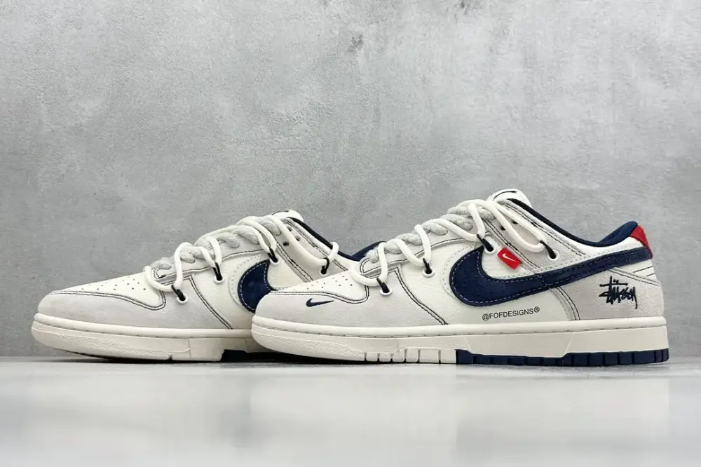 Flexible Nike SB Dunk Low Stussy Grey White Navy Nikes 1571 