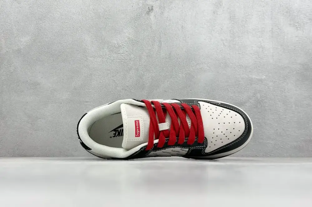 Nike SB Dunk Low Supreme Black White – Nikes & Fake Nike AllSeason 1574  ABCCC5