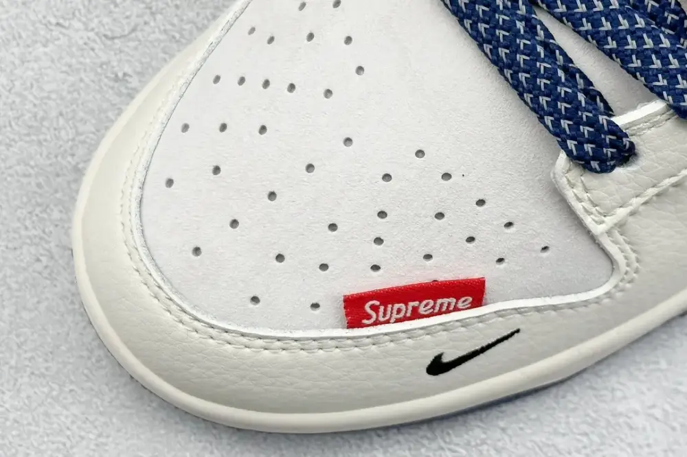 Nike SB Dunk Low Supreme Cream Blue – Nikes Chic 1652 