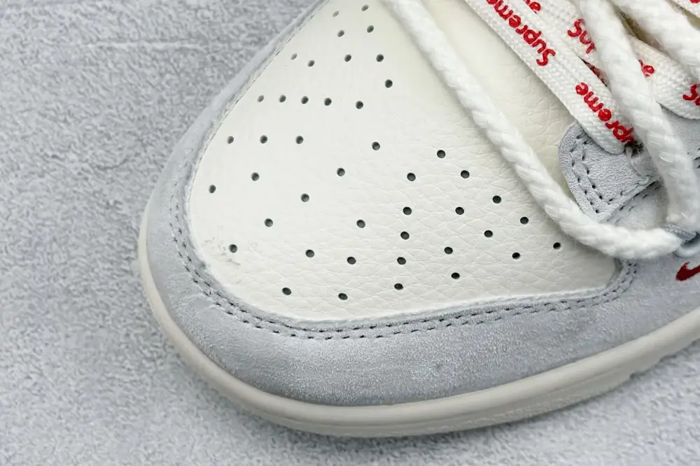 Nike SB Dunk Low Supreme Light Grey Nikes AllSeason 1653 