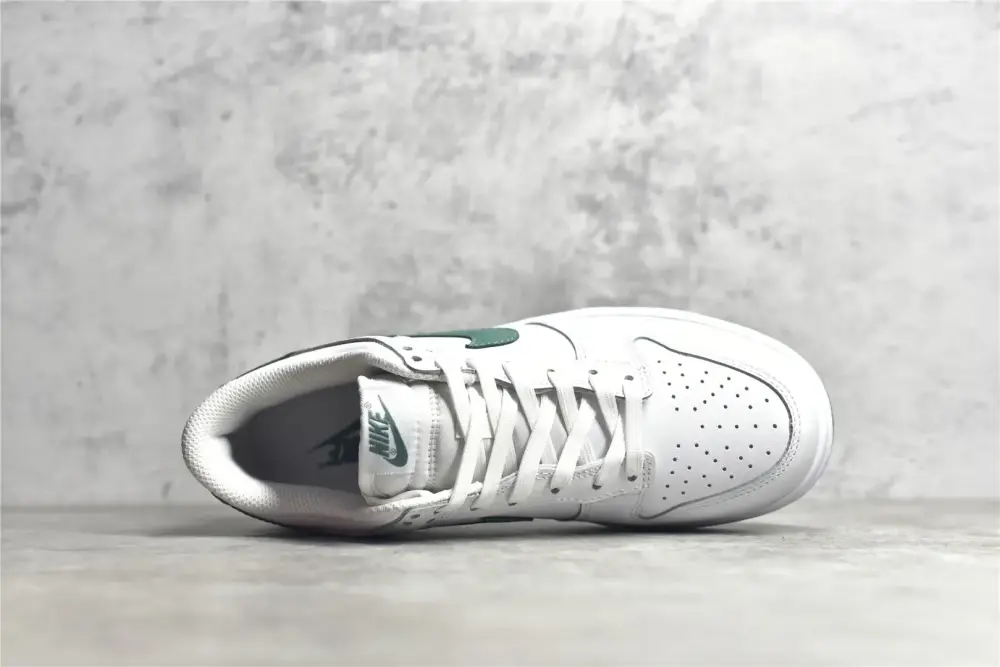 NewStyle Nike SB Dunk Low White Green Low Top Nike Sneakers 1617 