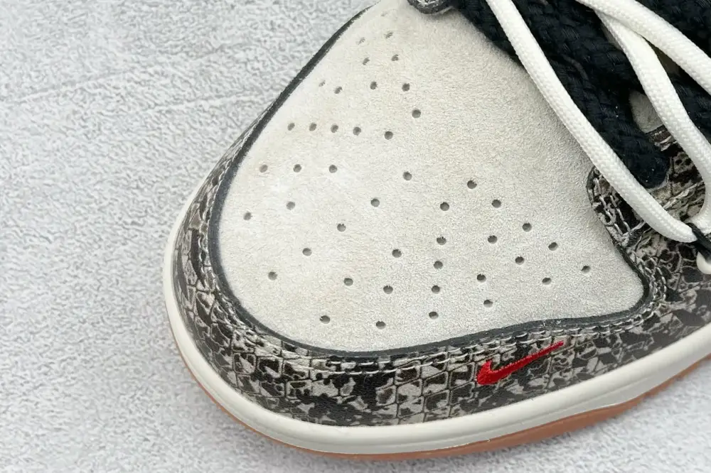 WeatherProof Nike SB Dunk Low Year of the Snake White – Nikes 1655 