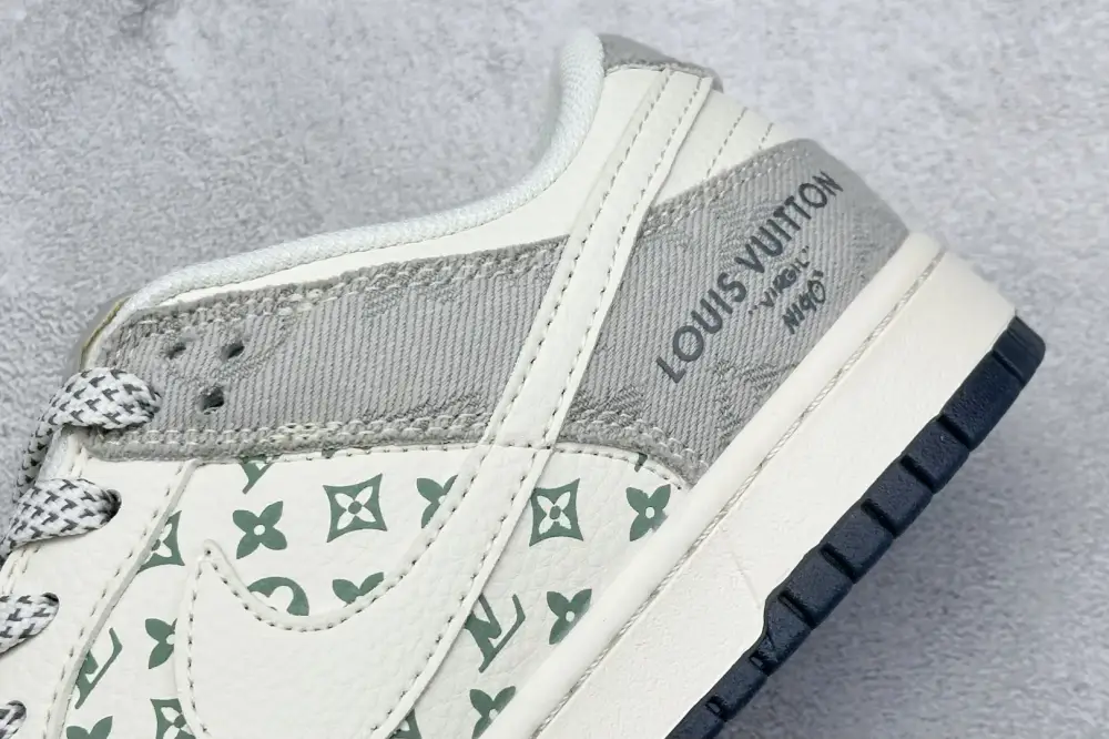 Efficient Nike SB Dunk Low x Louis Vuitton White Grey Nike 1557 