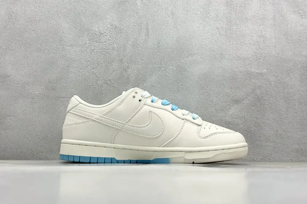 Nike SB Dunk Low x Supreme White Sky Blue Nikes – Flexible 1552 