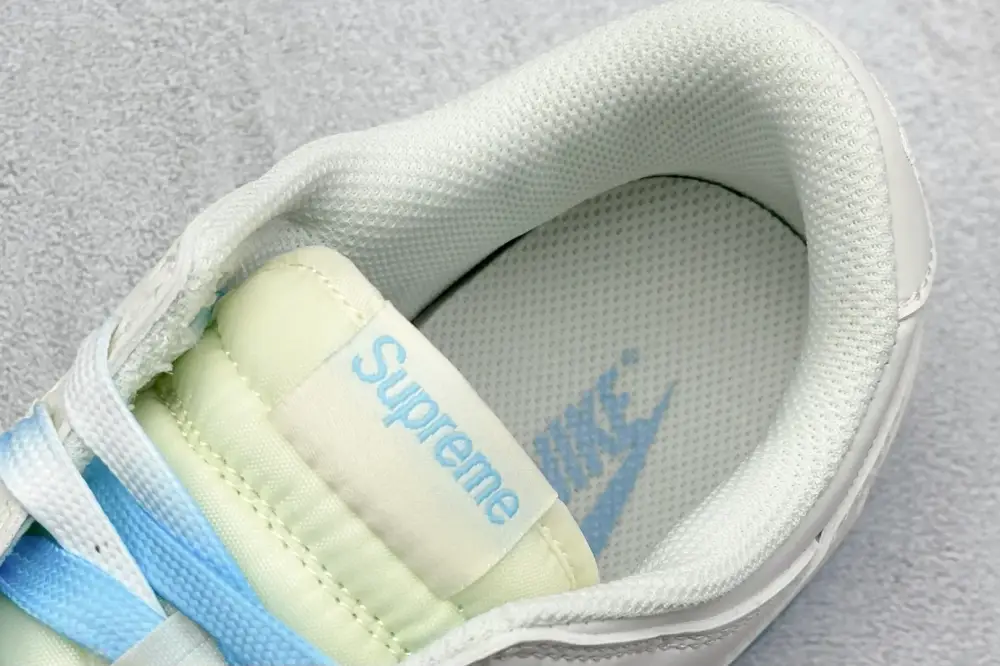Nike SB Dunk Low x Supreme White Sky Blue Nikes – Flexible 1552 