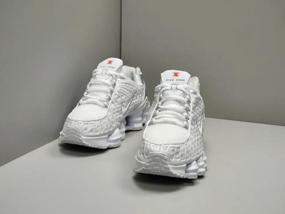 Soft Nike Shox TL Metallic Silver Low Top – Nikes 1673 