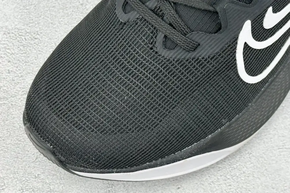 Nike Zoom Fly 5 PRM Unisex Running – Black White, Low-Top Design, Size 36-45, Premium Nike (DM8974- Fashionable 1480 