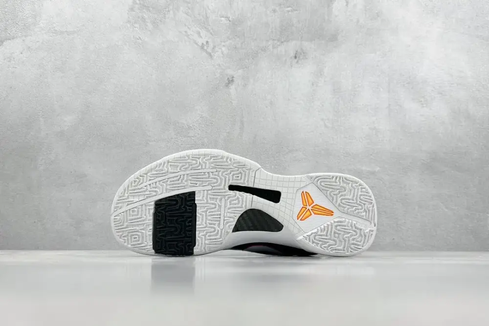 Nike Zoom Kobe ZK5 Retro Basketball – White Black Red Low-Top Nike Sneakers Refined 1495 
