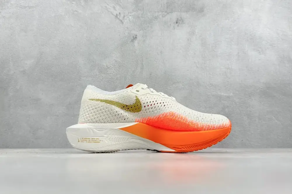 Nike ZoomX Vaporfly NEXT% 3 Men's Running – White Orange, Marathon Style with Nike Design Premium 1479 