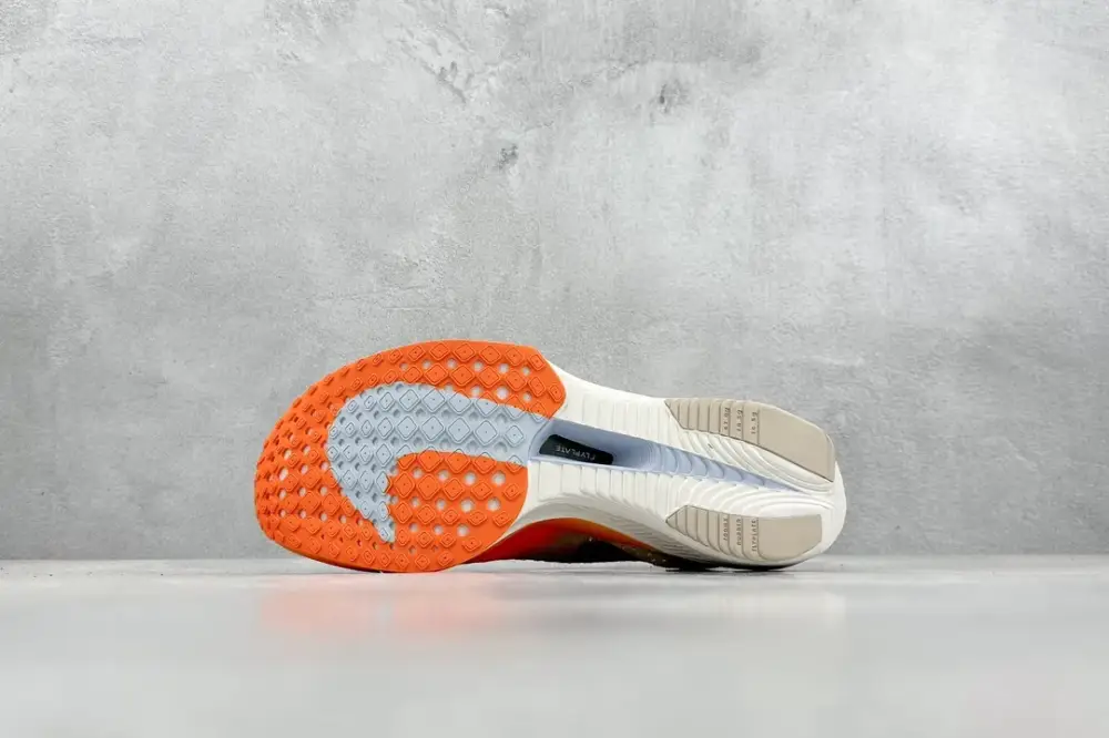 Nike ZoomX Vaporfly NEXT% 3 Men's Running – White Orange, Marathon Style with Nike Design Premium 1479 