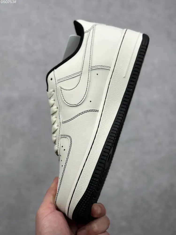 Breathable Nike x Supreme Air Force 1 '07 Low Cream Black Limited Edition – Best Sneakers 999 