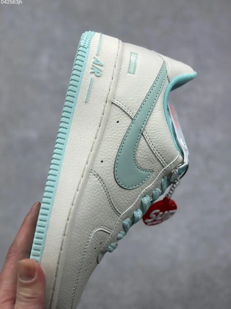 Nike x Supreme Air Force 1 07 Low 'Ice Blue' – Limited Edition Best Sneakers OnTrend 998 