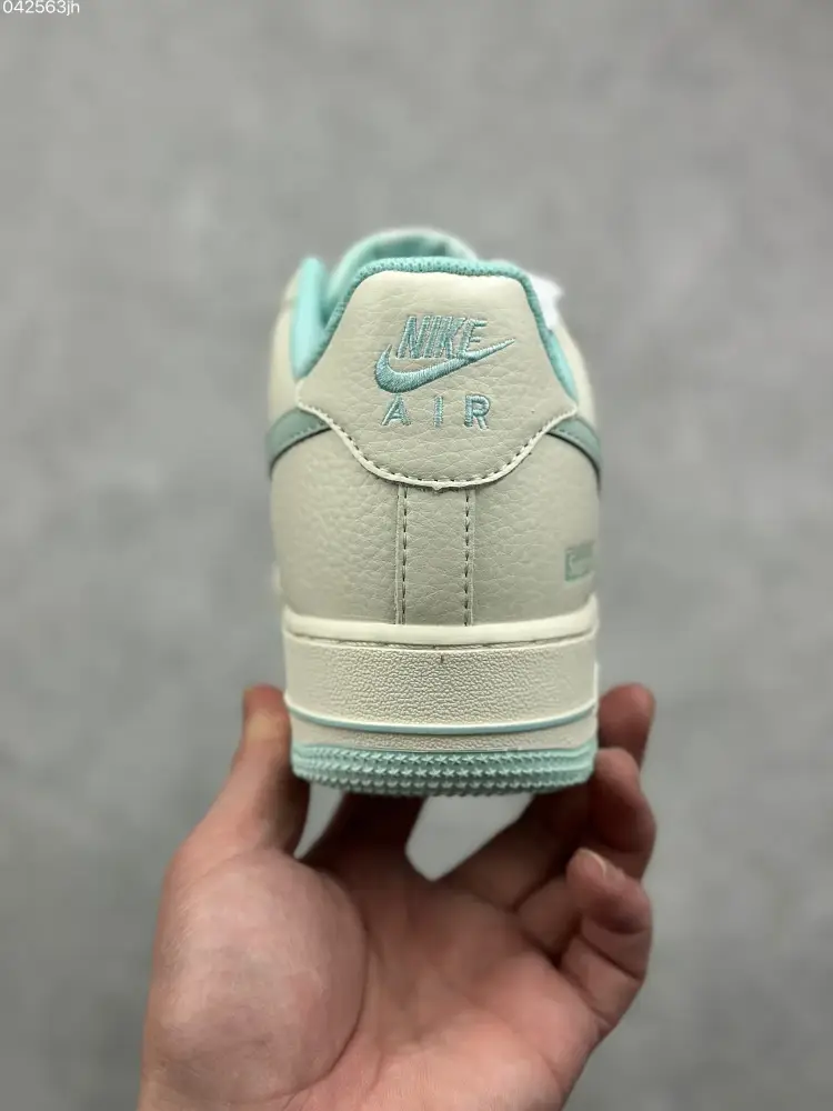 Nike x Supreme Air Force 1 07 Low 'Ice Blue' – Limited Edition Best Sneakers OnTrend 998 