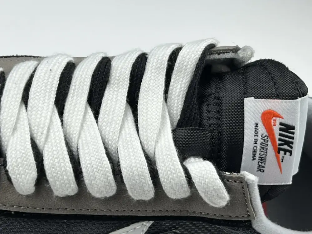 SACAI x NIKE LDV Waffle Black White Hybrid Running – Nike Sneakers Unique 1511 