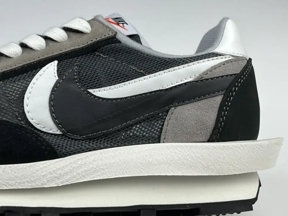 SACAI x NIKE LDV Waffle Black White Hybrid Running – Nike Sneakers Unique 1511 