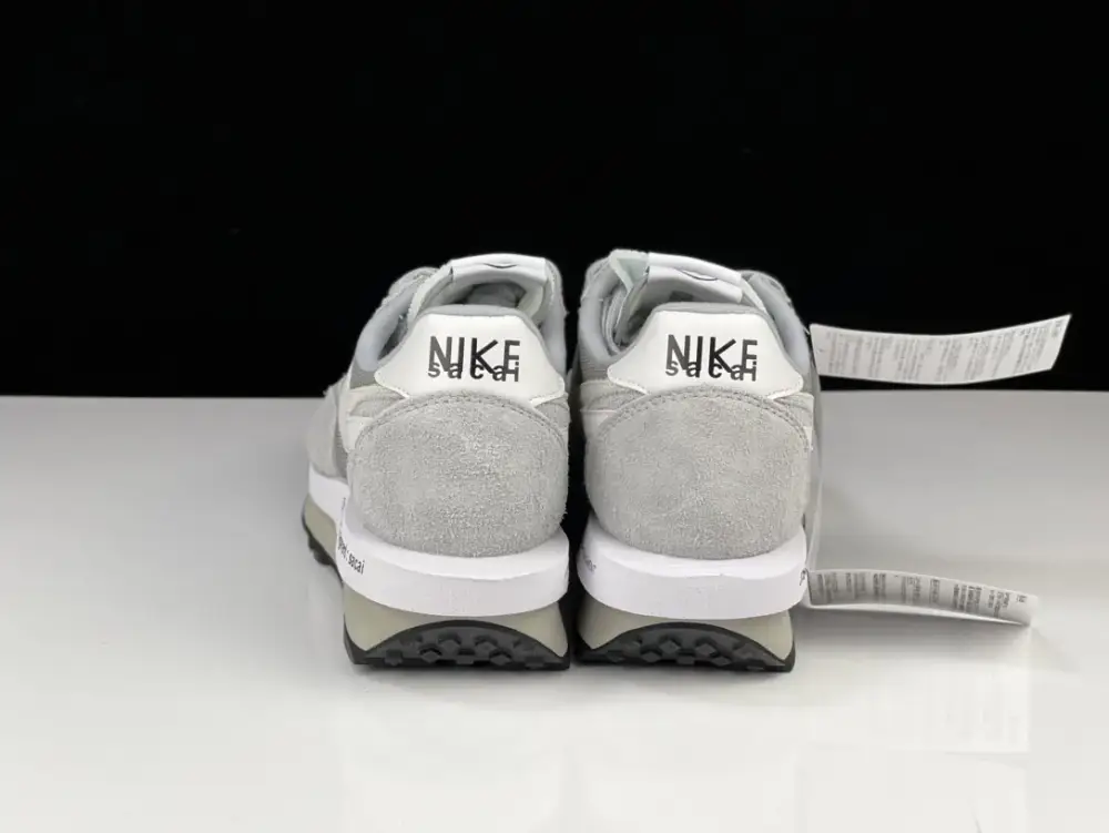 Lightweight SACAI x NIKE LDV Waffle Grey White Deconstructed Running – Premium Nike Edition with Design 1506  EFEFF584