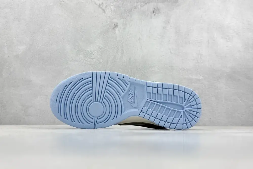 Supreme x Nike SB Dunk Low Blue Starry Sky Nikes Sneakers EasyCare 1575 