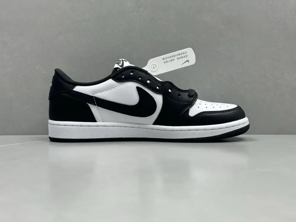 TechFriendly Travis Scott x Air Jordan 1 Low OG Black White Reverse Swoosh , Top-Quality Best Sneakers, Sizes 36-47 (Including Half Sizes 1263  FCBCE625