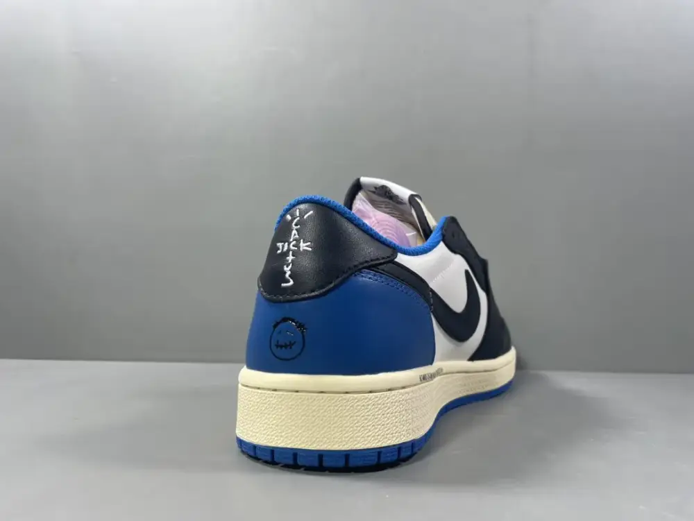 Travis Scott x Air Jordan 1 Low OG SP 