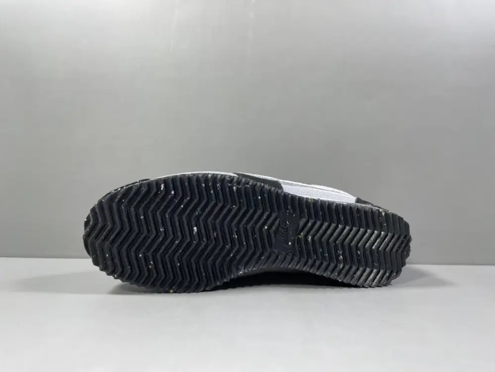 UrbanStyle Union x Nike Cortez Grey Swoosh Nike Sneakers 1532 