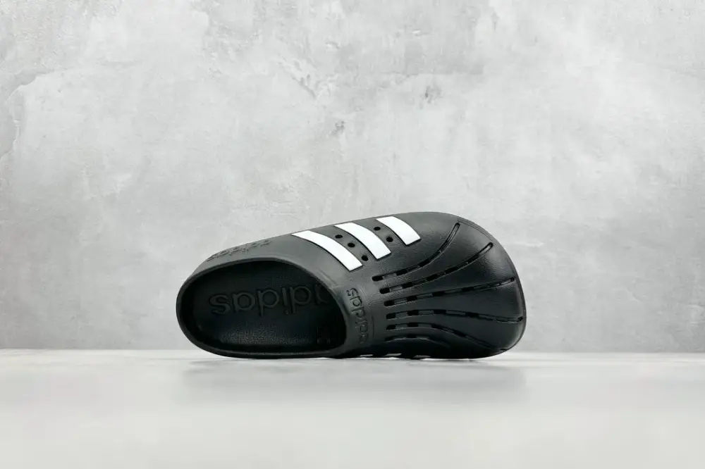 Trendsetting adidas Adilette Clogs Core Black White – 459  DDBBA94