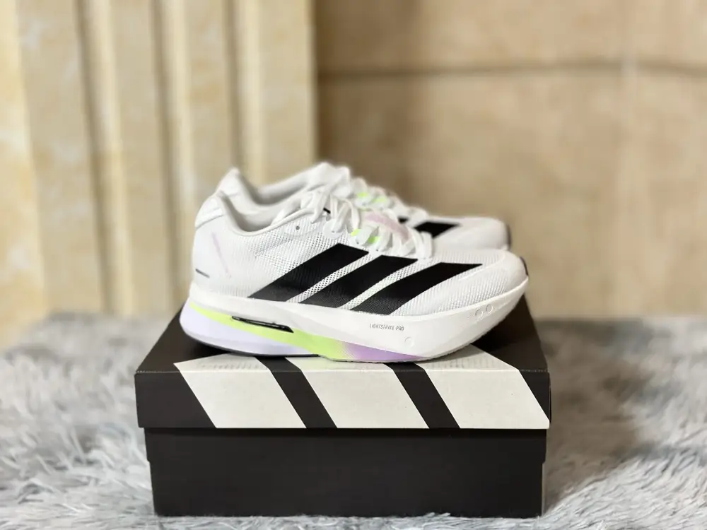 adidas Adizero Boston 13 White Black Running ComfortFit 490  DDC248
