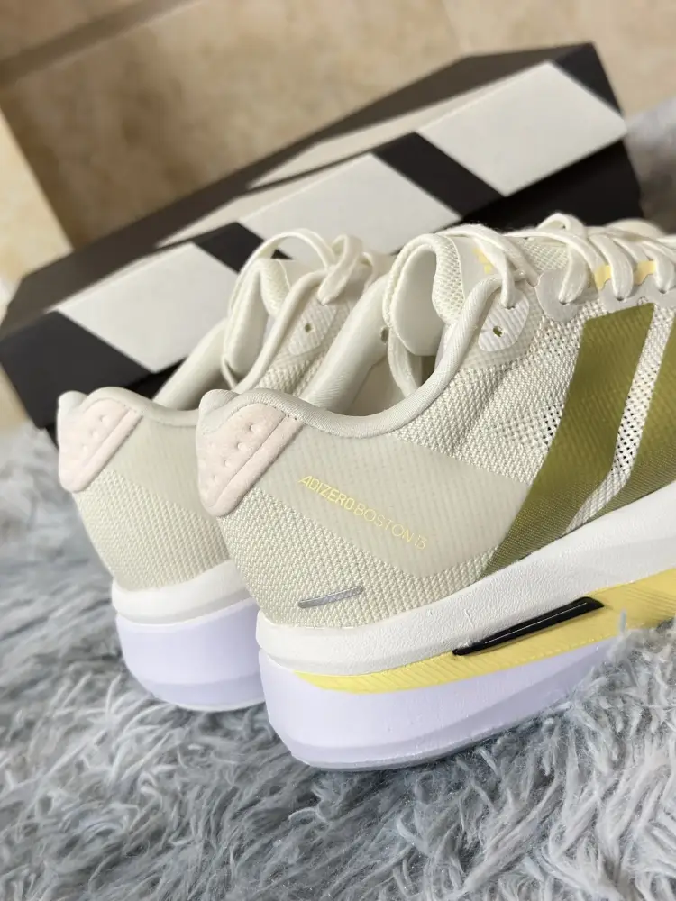 Premium adidas Adizero Boston 13 White Yellow Running 497 