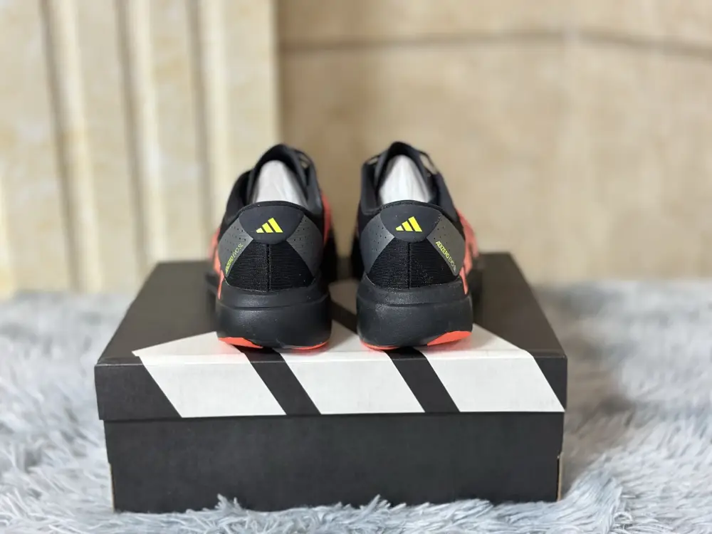 Flexible adidas Adizero Evo SL Core Black Red Sneakers – 475  ABBA435