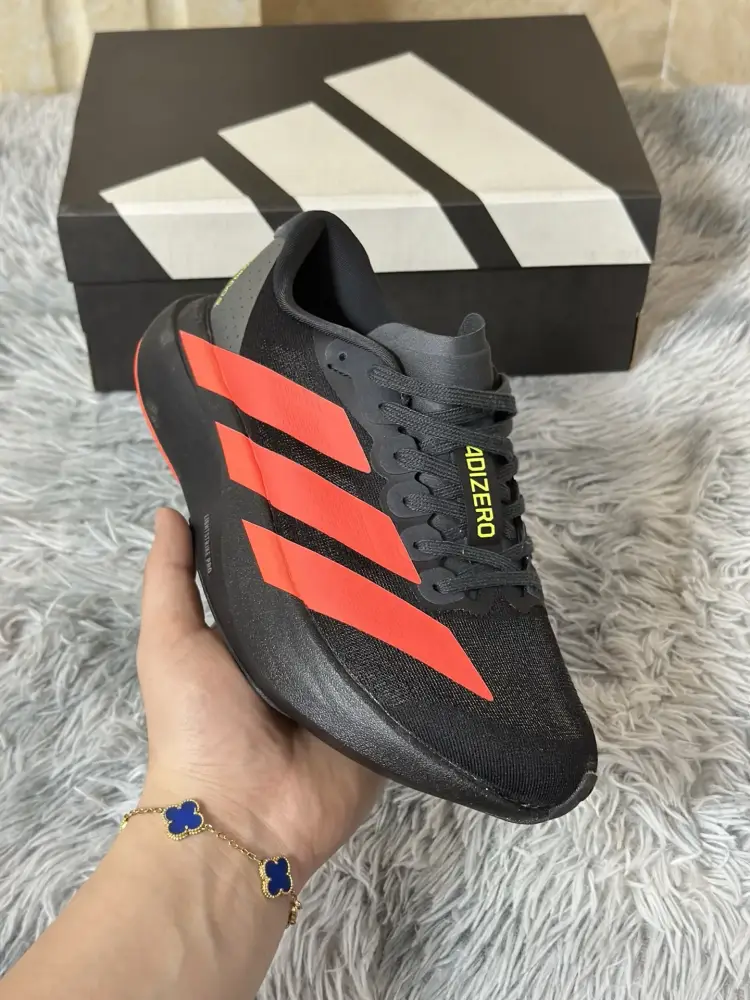 Flexible adidas Adizero Evo SL Core Black Red Sneakers – 475 
