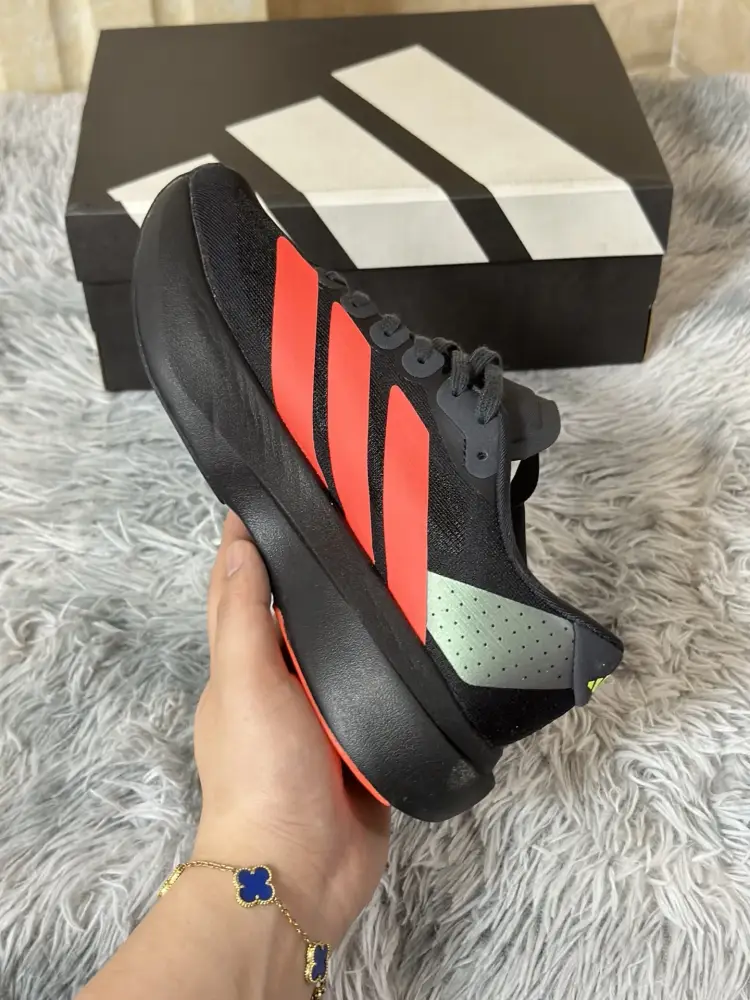 Flexible adidas Adizero Evo SL Core Black Red Sneakers – 475 