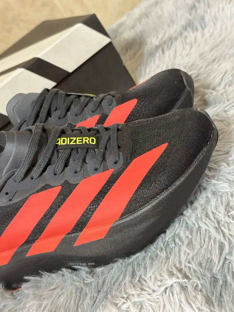 Flexible adidas Adizero Evo SL Core Black Red Sneakers – 475 