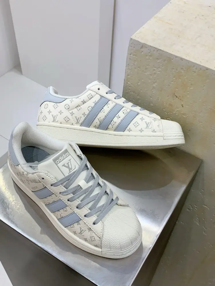 GoAnywhere adidas Gazelle Indoor W Cream Blue Low Top – Adidas 496  CECD199